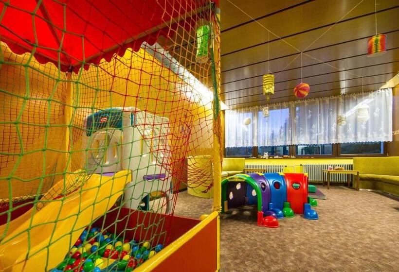 בית מלון כפרי Sorea Marmot