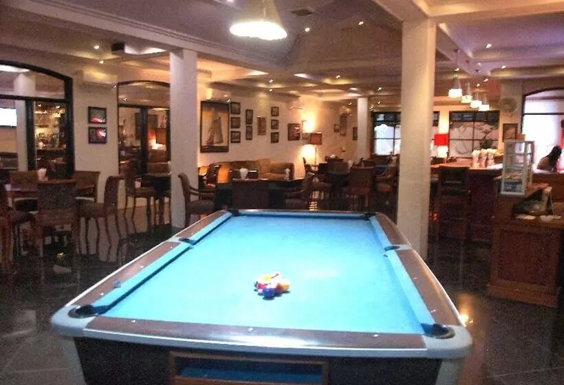 Hotel The Gecho Inn Town