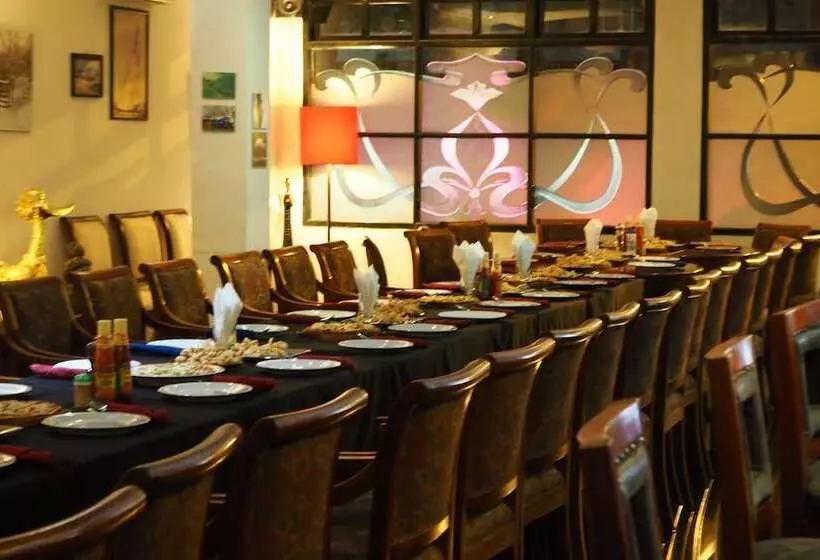 Hotel The Gecho Inn Town