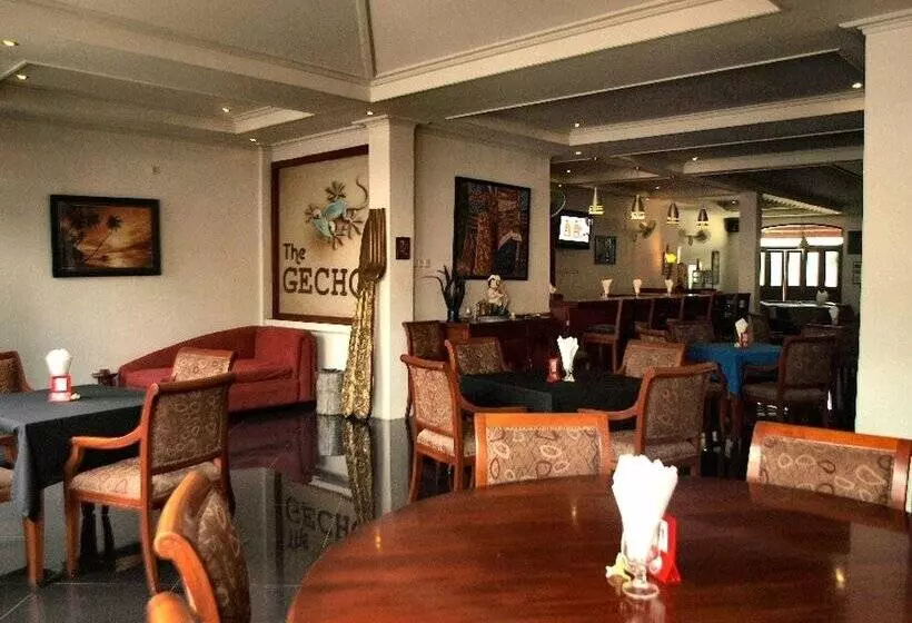 Hotel The Gecho Inn Town