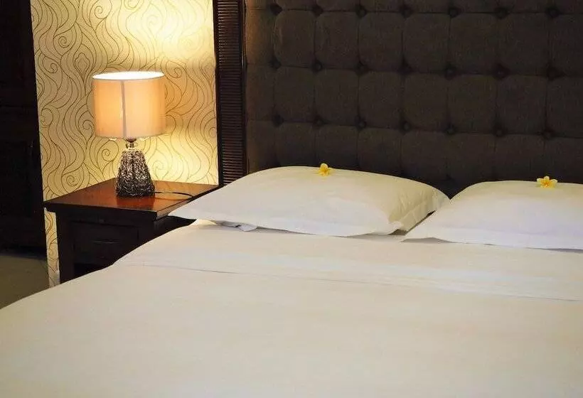 Hotel The Gecho Inn Town