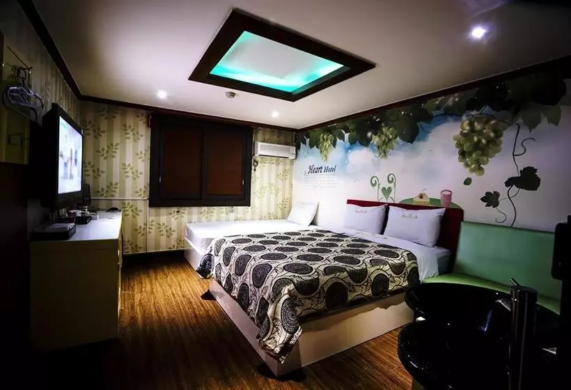 Theme Motel