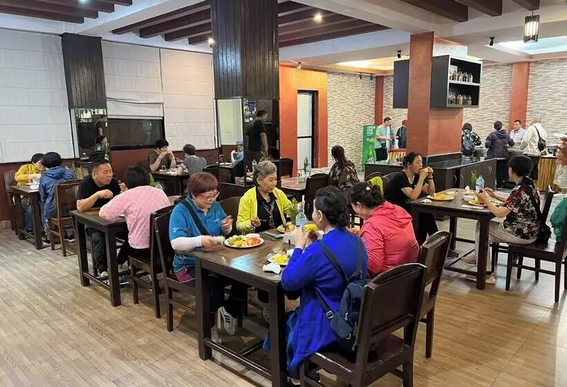 Ratna Giri Resort