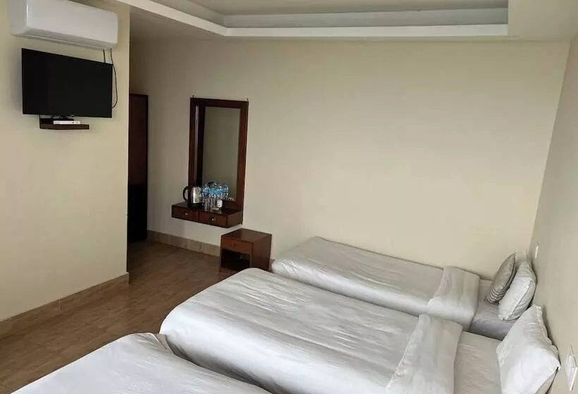 Ratna Giri Resort