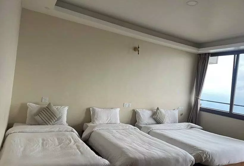 Ratna Giri Resort