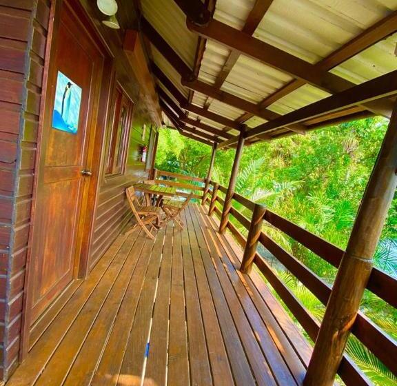 استراحتگاه Mar Marine Yacht Club