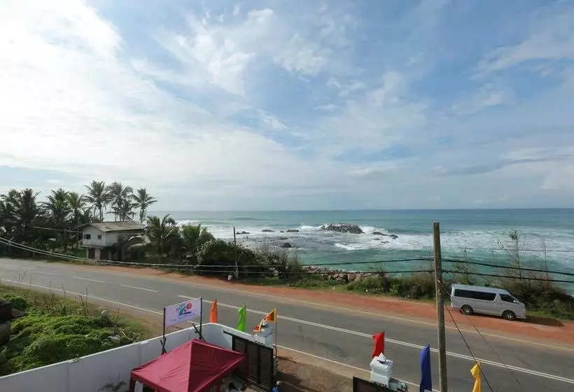 リゾートホテル Plantation Surf Inn & Restaurant
