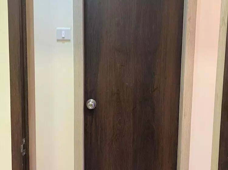 هتل Parel Residency