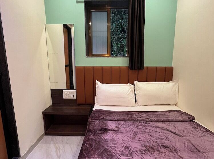 Hotel Parel Residency