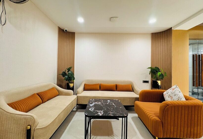 Отель Satya Shree