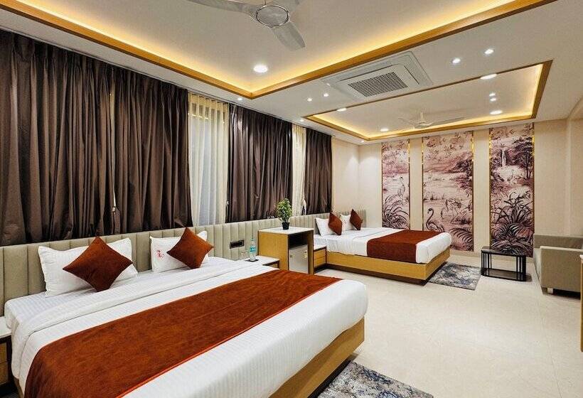 Отель Satya Shree