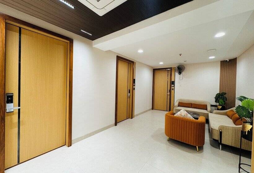 Отель Satya Shree