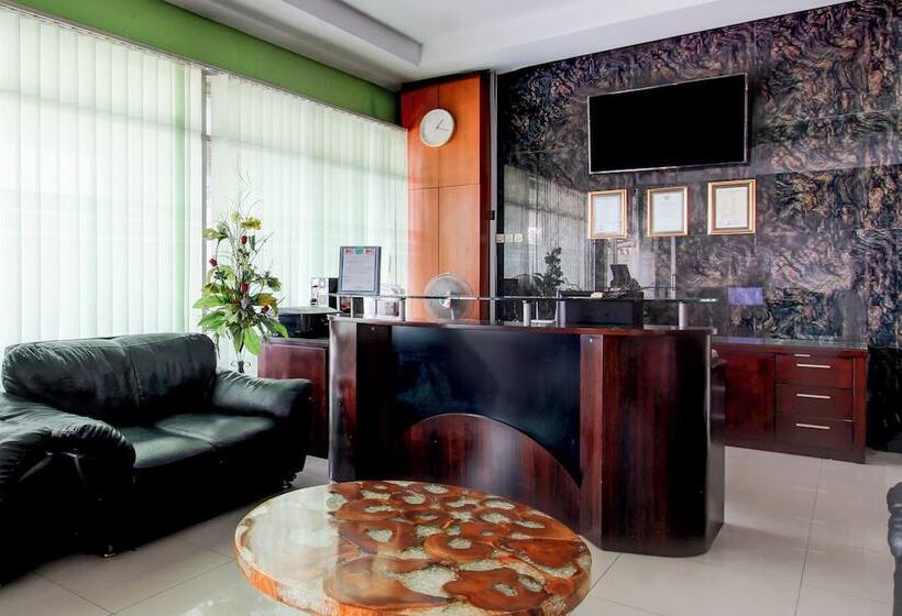 Hotel Oyo 94099 Amanah Sejahtera