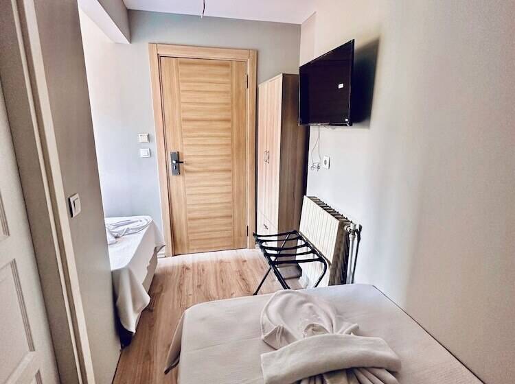 ホテル The Hera Gold