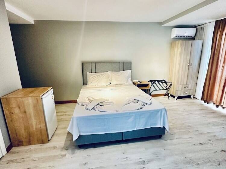 ホテル The Hera Gold