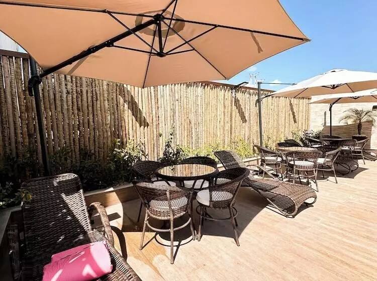 Hotelli Aloha Palace