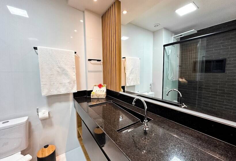 فندق Aloha Palace