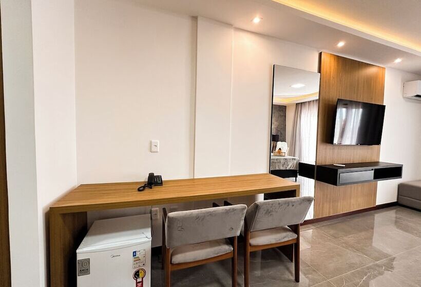 فندق Aloha Palace