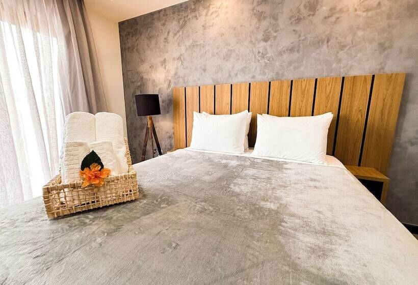 فندق Aloha Palace