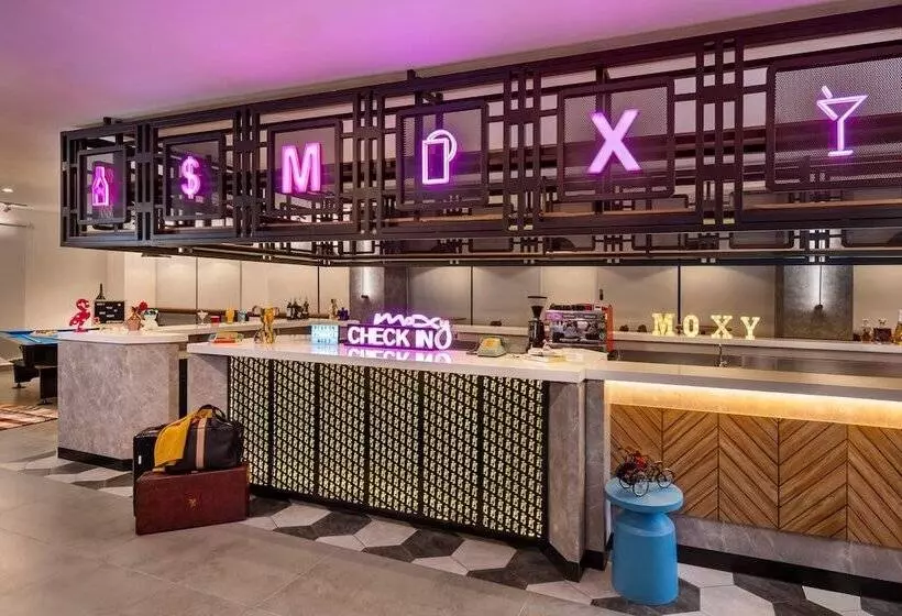 Hôtel Moxy Solo