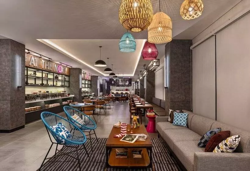 Hôtel Moxy Solo