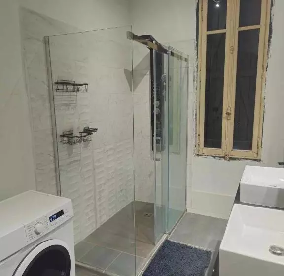 Aamiaismajoitus (B&B) Av De Bordeaux