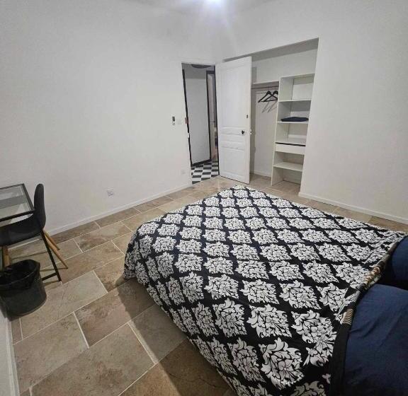 تختخواب و صبحانه Av De Bordeaux