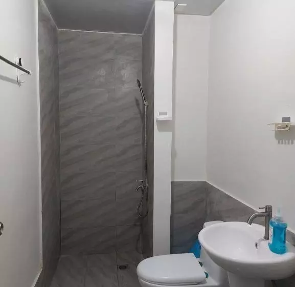 Dazzling Dash Apartelle