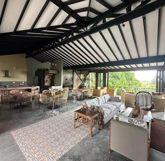 Hotelli Tukki Ecolodge