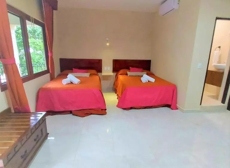 ホテル Hostal Nojoch Che