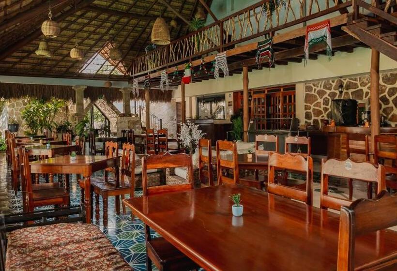 Szálloda Hostal Nojoch Che