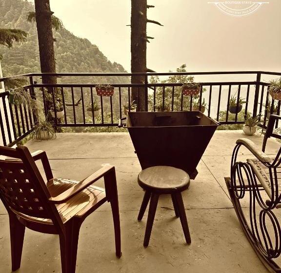 Отель The Coverpage Boutique Stays Mussoorie