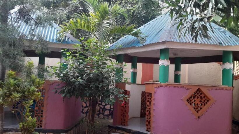 پانسیون Bride Hotel Iganga District