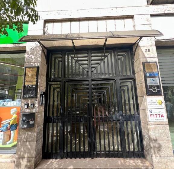 پانسیون Montesanto 25