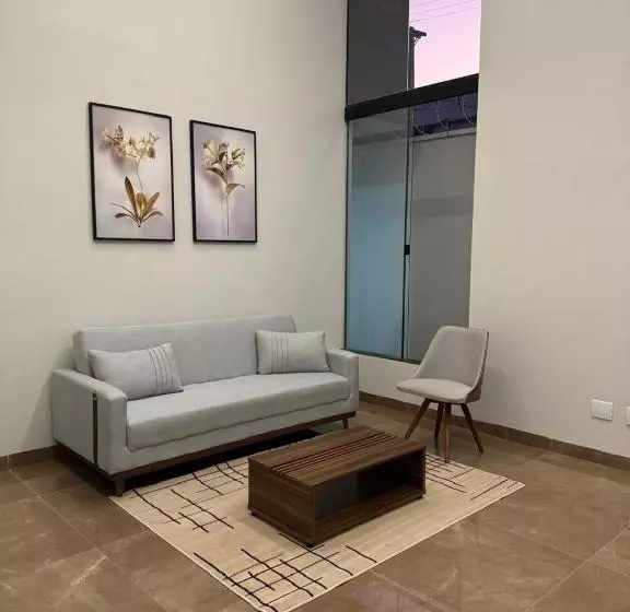 پانسیون Dilucca Suíte 01   Pousada Karaiba Prox Umc, Praia Clube E Shopping
