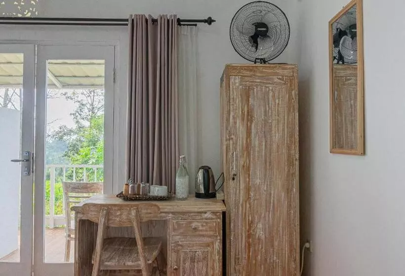 ペンション Santya Loka Lodge & Twin Waterfall