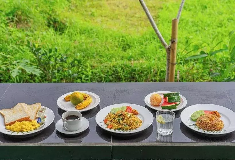 ペンション Santya Loka Lodge & Twin Waterfall