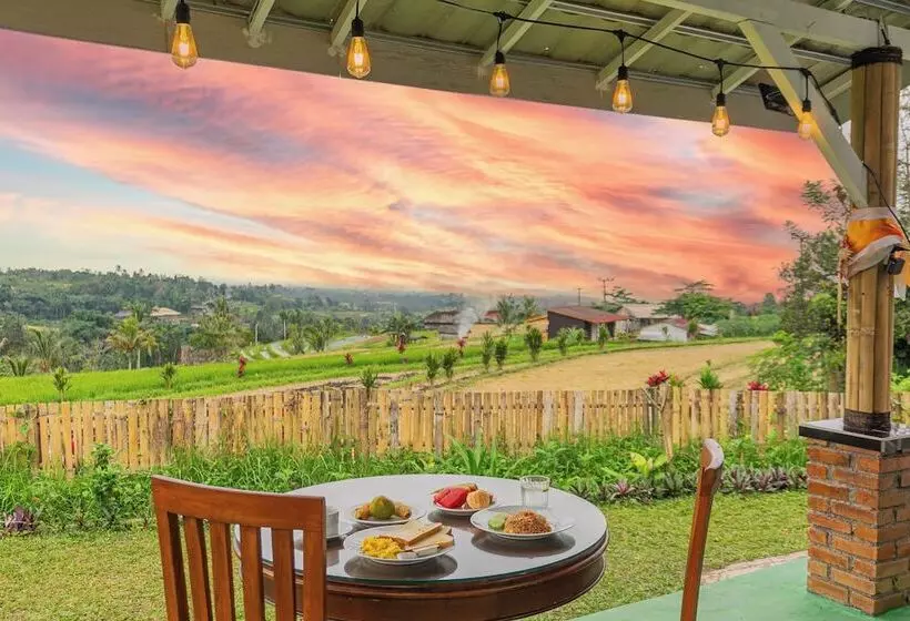 ペンション Santya Loka Lodge & Twin Waterfall