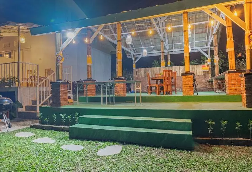 ペンション Santya Loka Lodge & Twin Waterfall