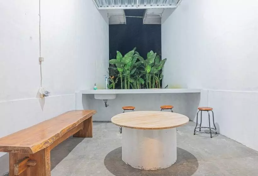 ペンション Santya Loka Lodge & Twin Waterfall