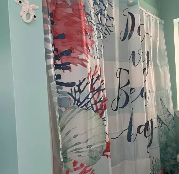 Sunset Harbor The Palms