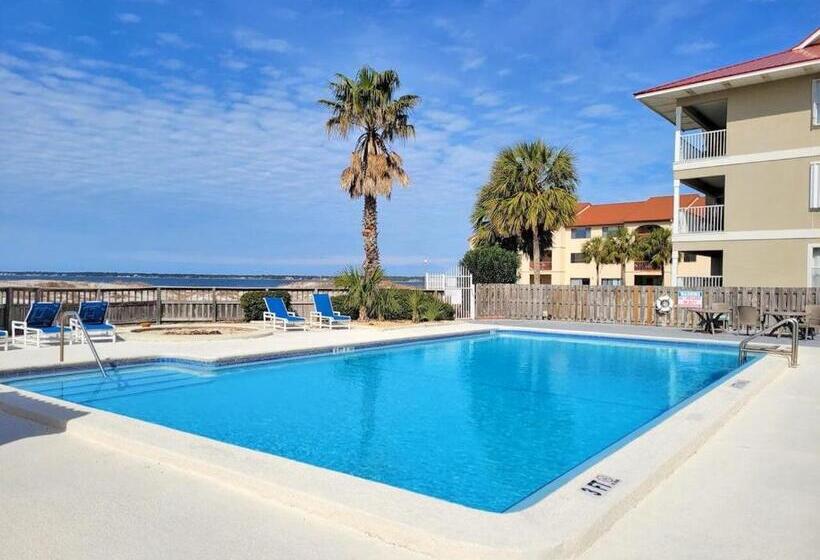 Sunset Harbor The Palms