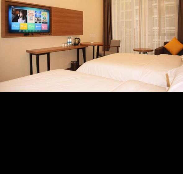 בית מלון כפרי Chengdu Luhu