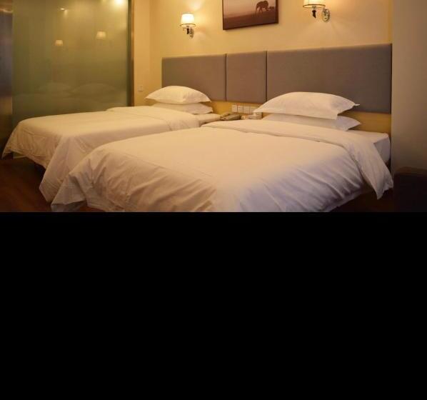 בית מלון כפרי Chengdu Luhu