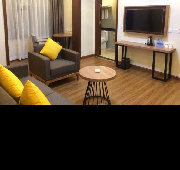 בית מלון כפרי Chengdu Luhu