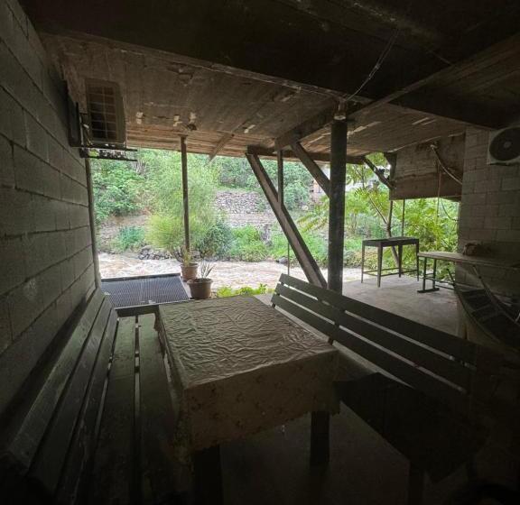 Retkeilymaja Merci Of Meghri