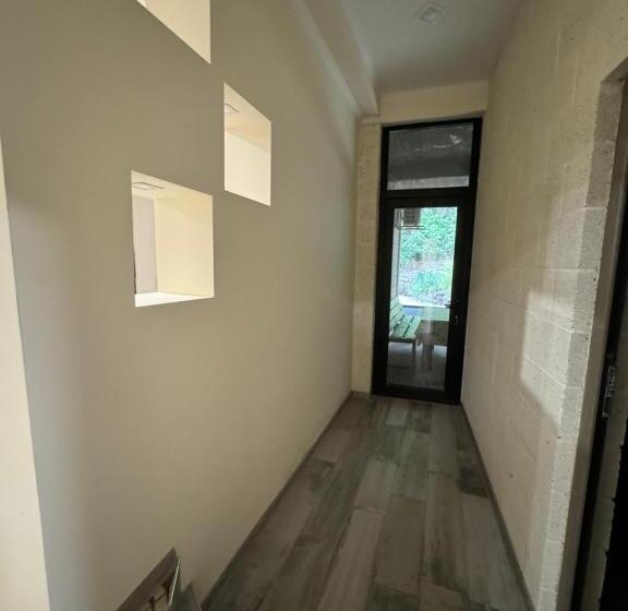 旅馆 Merci Of Meghri