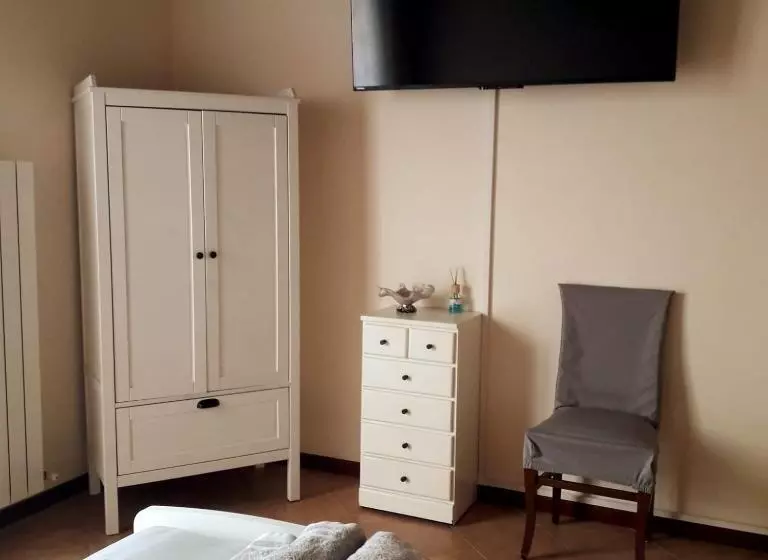 ベッドアンドブレックファースト Beb Ulivo