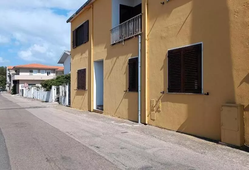 ベッドアンドブレックファースト Casa Nira Sardegna