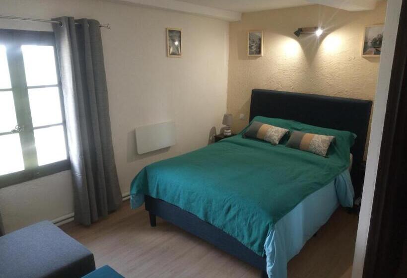 住宿加早餐 Chambres D Hôtes L Amphitryon 5 Chambres